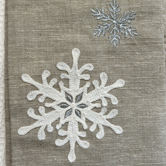 NWT Winter Kitchen Towels by Well Dressed Home - Picture 2 of 5